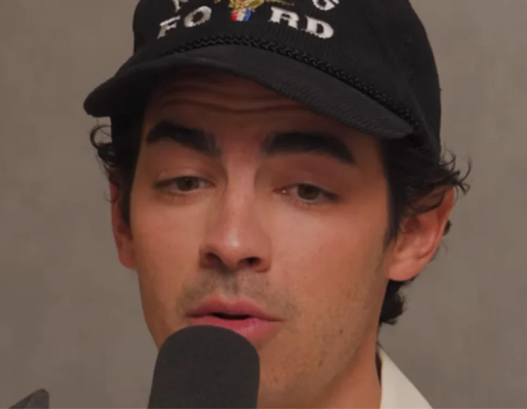 Jonas Brothers revelam história inacreditável envolvendo ícones do Punk